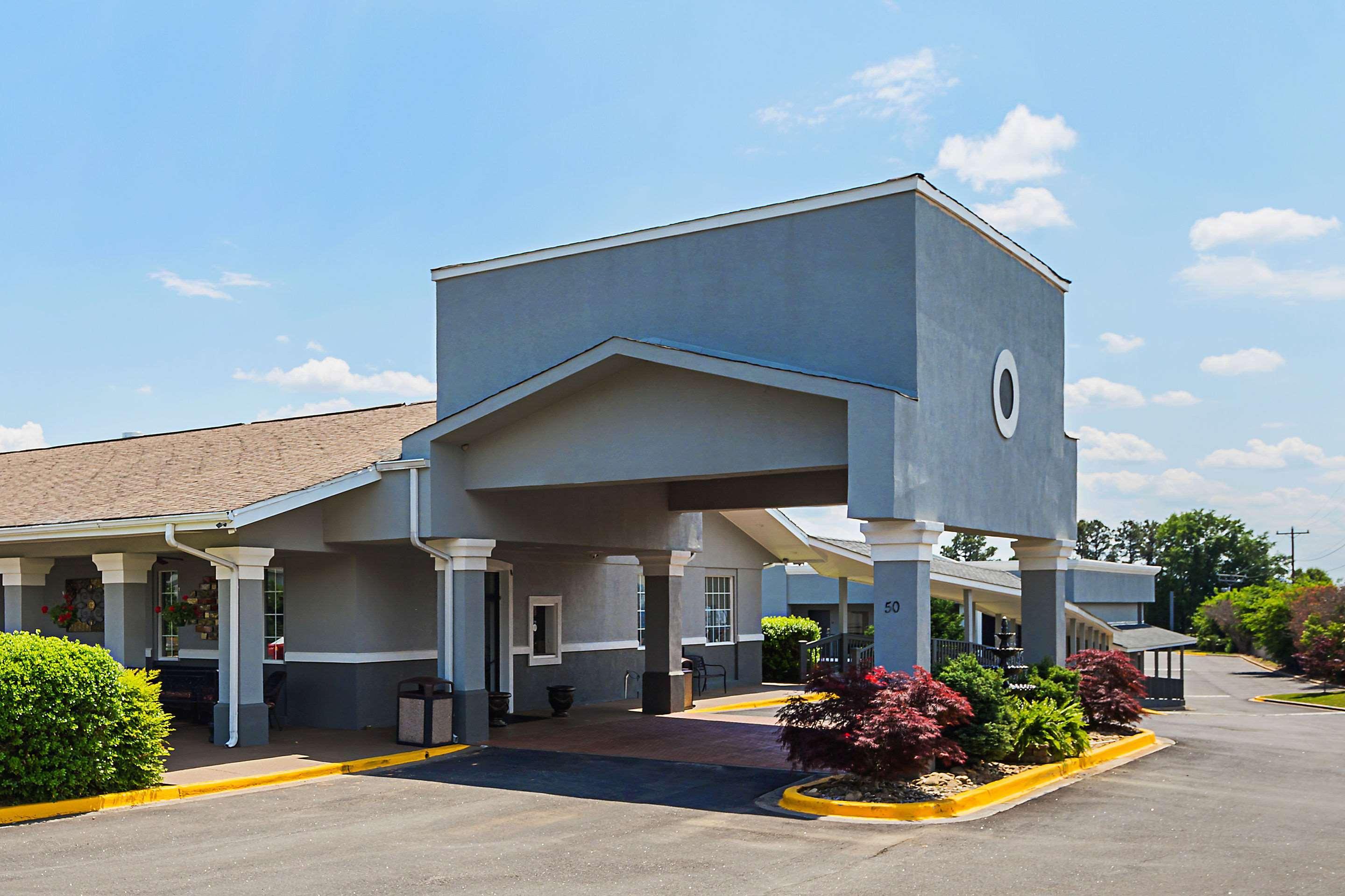 Quality Inn & Suites Greenville - Haywood Mall Exteriör bild