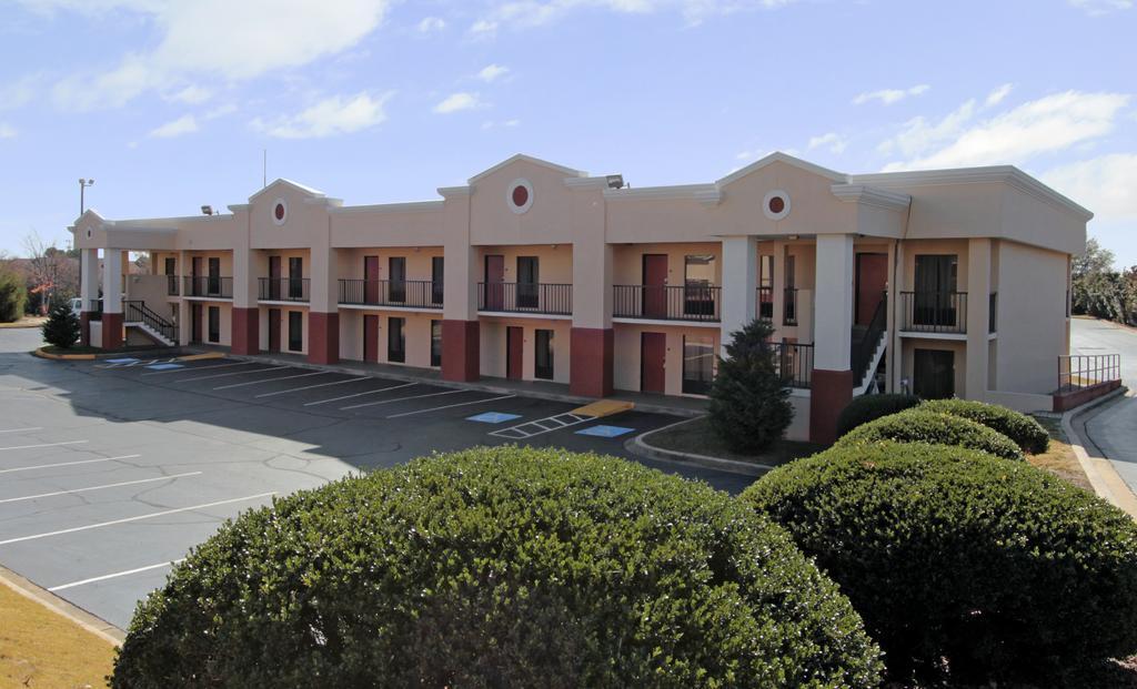 Quality Inn & Suites Greenville - Haywood Mall Exteriör bild