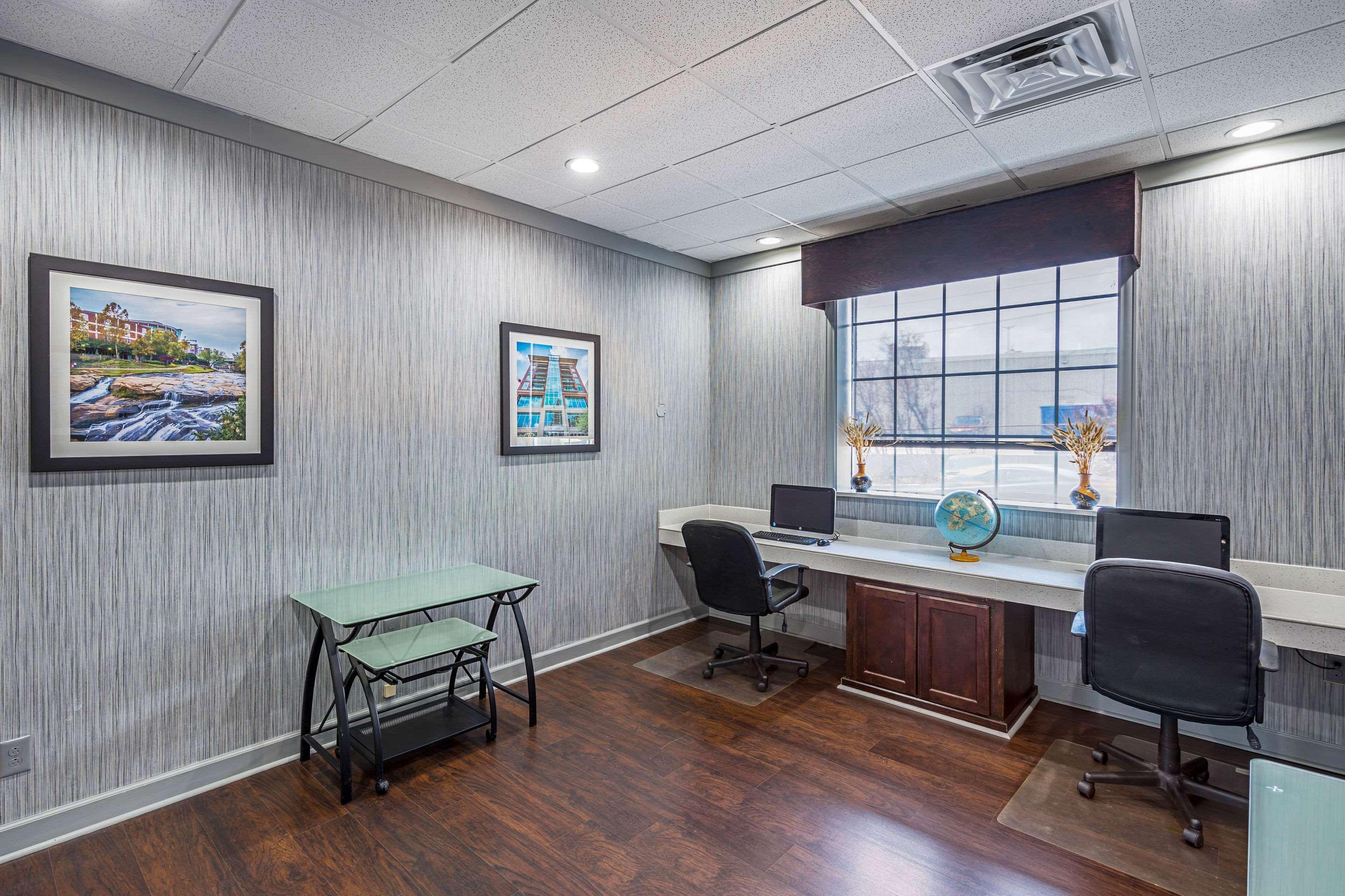 Quality Inn & Suites Greenville - Haywood Mall Exteriör bild